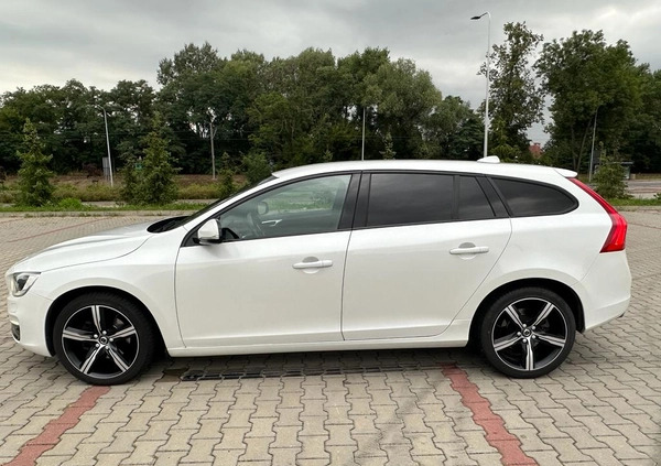 Volvo V60 cena 59800 przebieg: 182000, rok produkcji 2016 z Płock małe 781